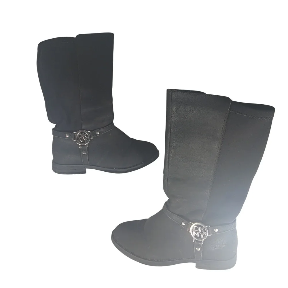 DKNY Girls Black Tall Riding Boots Side Zip Logo Harness Size‎ 1 US/12.5 UK